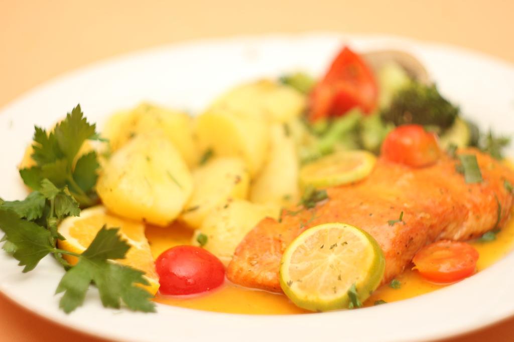 Hotel & Restaurant Am Kirschberg 알텐 부섹 외부 사진
