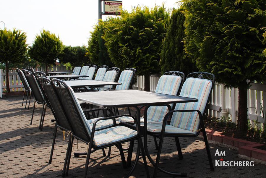 Hotel & Restaurant Am Kirschberg 알텐 부섹 외부 사진